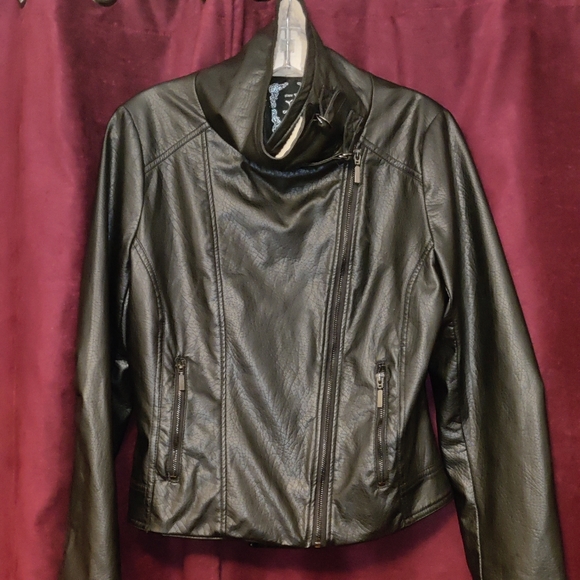 Small/Medium Faux Leather Motorcycle Jacket By Yoki - Picture 3 of 5